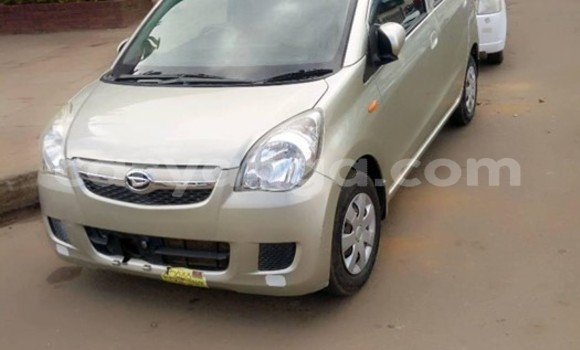 Buy Used Daihatsu Mira Silver Car in Blantyre in Malawi