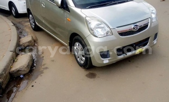 Buy Used Daihatsu Mira Silver Car in Blantyre in Malawi