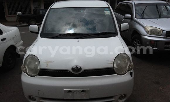 Buy Used Toyota Sienna White Car in Limbe in Malawi Buy Used Toyota Sienna White Car in Limbe in Malawi