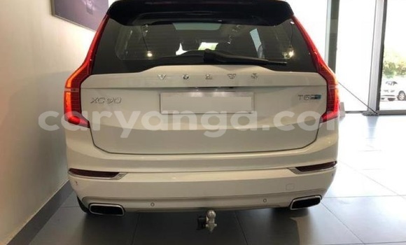 Buy Used Volvo XC90 White Car in Monkey Bay in Mangochi Buy Used Volvo XC90 White Car in Monkey Bay in Mangochi