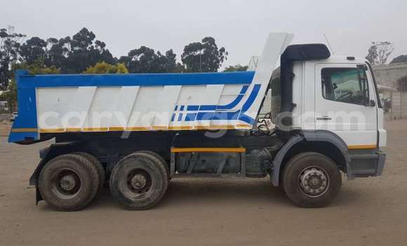 Buy Used Mercedes‒Benz 2628 Other Truck in Lilongwe in Malawi Buy Used Mercedes‒Benz 2628 Other Truck in Lilongwe in Malawi