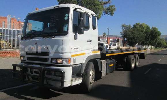 Buy Used Mitsubishi Van White Truck in Blantyre in Malawi Buy Used Mitsubishi Van White Truck in Blantyre in Malawi
