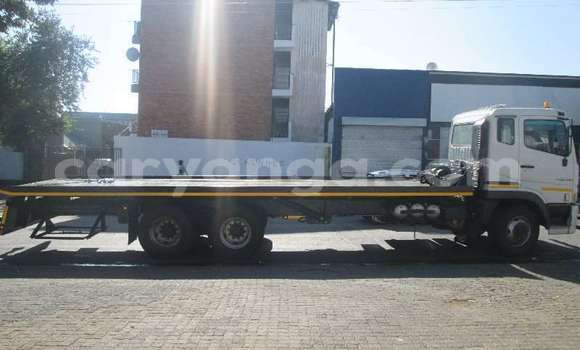 Buy Used Mitsubishi Van White Truck in Blantyre in Malawi Buy Used Mitsubishi Van White Truck in Blantyre in Malawi