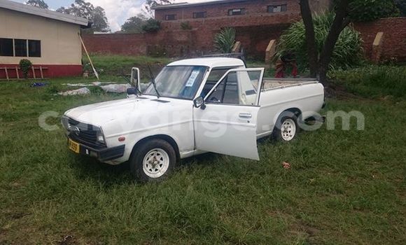 Buy Used Nissan Pickup White Car in Limbe in Malawi