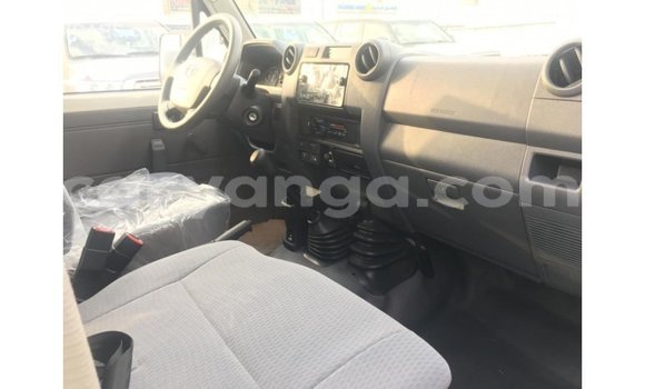 Buy Import Toyota Land Cruiser White Car in Import - Dubai in Malawi Buy Import Toyota Land Cruiser White Car in Import - Dubai in Malawi