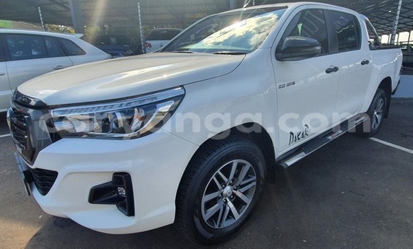 Buy Used Toyota Hilux White Car in Lilongwe in Malawi Buy Used Toyota Hilux White Car in Lilongwe in Malawi