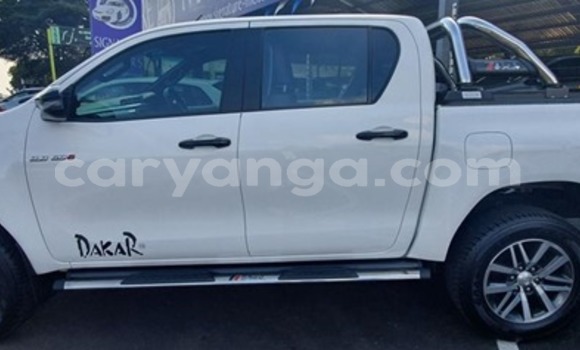 Buy Used Toyota Hilux White Car in Lilongwe in Malawi Buy Used Toyota Hilux White Car in Lilongwe in Malawi