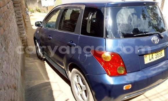 Buy Used Toyota IST Blue Car in Blantyre in Malawi Buy Used Toyota IST Blue Car in Blantyre in Malawi