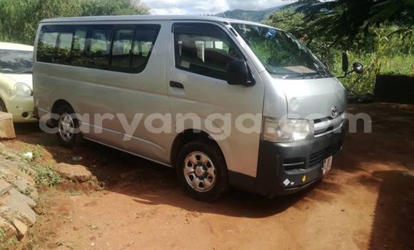 Buy Used Toyota Hiace Silver Car in Blantyre in Malawi Buy Used Toyota Hiace Silver Car in Blantyre in Malawi