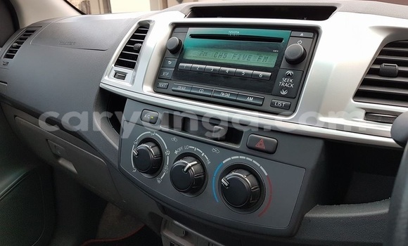 Buy Used Toyota Hilux White Car in Dowa in Dowa Buy Used Toyota Hilux White Car in Dowa in Dowa