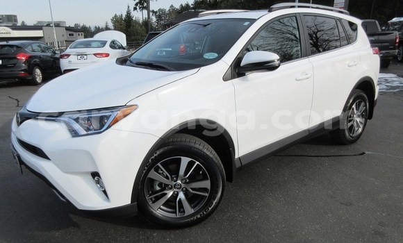 Buy Used Toyota RAV4 White Car in Lilongwe in Malawi