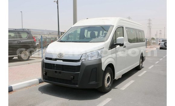 Buy Import Toyota Hiace White Car in Import - Dubai in Malawi Buy Import Toyota Hiace White Car in Import - Dubai in Malawi