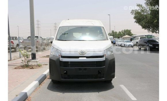 Buy Import Toyota Hiace White Car in Import - Dubai in Malawi Buy Import Toyota Hiace White Car in Import - Dubai in Malawi
