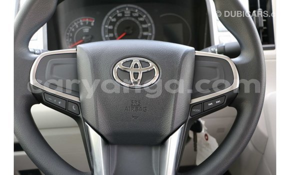 Buy Import Toyota Hiace White Car in Import - Dubai in Malawi Buy Import Toyota Hiace White Car in Import - Dubai in Malawi