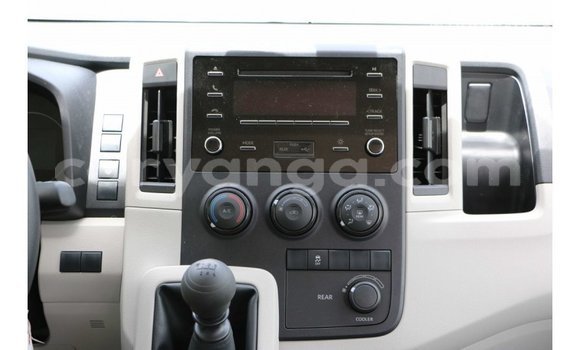 Buy Import Toyota Hiace White Car in Import - Dubai in Malawi Buy Import Toyota Hiace White Car in Import - Dubai in Malawi