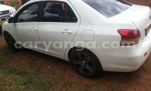 Buy Used Toyota Yaris White Car in Limbe in Malawi Buy Used Toyota Yaris White Car in Limbe in Malawi