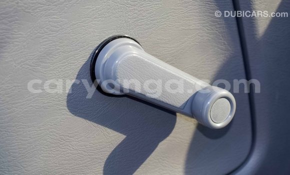 Acheter Import Voiture Nissan NP 300 Blanc à Import - Dubai, Malawi Acheter Import Voiture Nissan NP 300 Blanc à Import - Dubai, Malawi