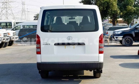 Buy Import Toyota Hiace White Car in Import - Dubai in Malawi Buy Import Toyota Hiace White Car in Import - Dubai in Malawi