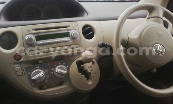 Buy Used Toyota Sienna Red Car in Limbe in Malawi Buy Used Toyota Sienna Red Car in Limbe in Malawi