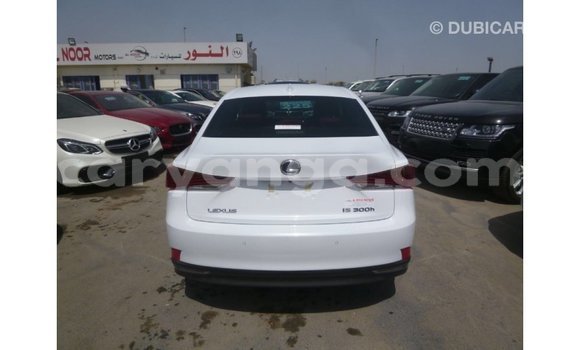 Acheter Import Voiture Lexus IS Blanc à Import - Dubai, Malawi Acheter Import Voiture Lexus IS Blanc à Import - Dubai, Malawi