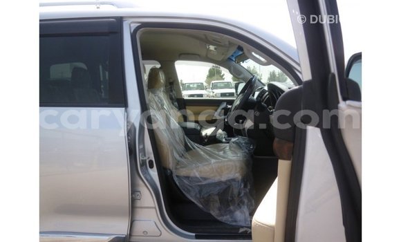 Acheter Import Voiture Toyota Land Cruiser Autre à Import - Dubai, Malawi Acheter Import Voiture Toyota Land Cruiser Autre à Import - Dubai, Malawi