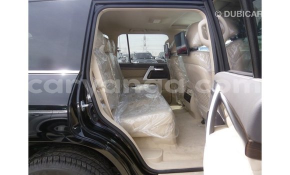 Acheter Import Voiture Toyota Land Cruiser Noir à Import - Dubai, Malawi Acheter Import Voiture Toyota Land Cruiser Noir à Import - Dubai, Malawi