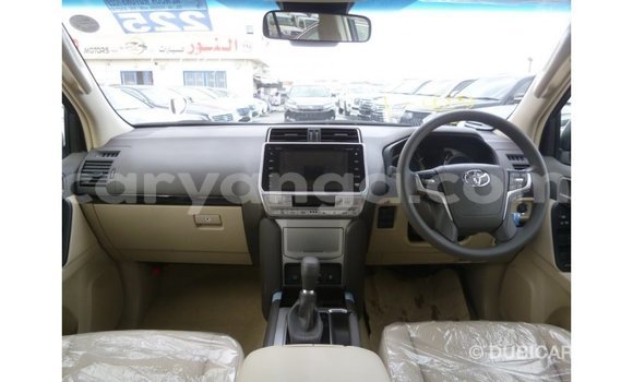 Acheter Import Voiture Toyota Prado Blanc à Import - Dubai, Malawi Acheter Import Voiture Toyota Prado Blanc à Import - Dubai, Malawi