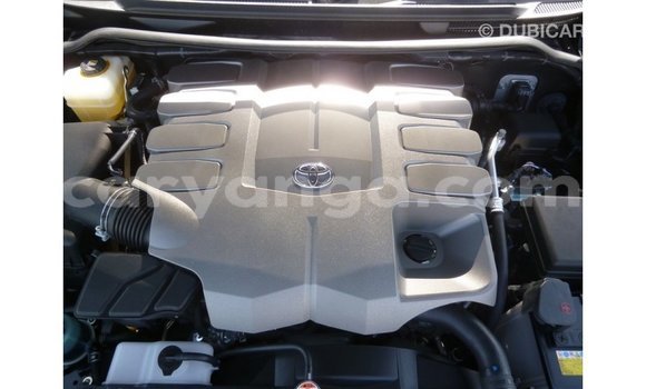 Acheter Import Voiture Toyota Land Cruiser Noir à Import - Dubai, Malawi Acheter Import Voiture Toyota Land Cruiser Noir à Import - Dubai, Malawi