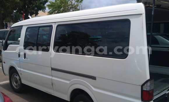 Buy Used Mazda E–Series White Car in Lilongwe in Malawi