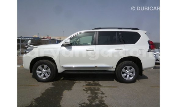 Nunua Imported Toyota Prado White Gari ndani ya Import - Dubai nchini Malawi Nunua Imported Toyota Prado White Gari ndani ya Import - Dubai nchini Malawi