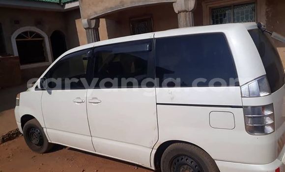 Buy Used Toyota Voxy White Car in Lilongwe in Malawi Buy Used Toyota Voxy White Car in Lilongwe in Malawi