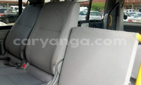 Buy Used Toyota Regius White Car in Lilongwe in Malawi Buy Used Toyota Regius White Car in Lilongwe in Malawi