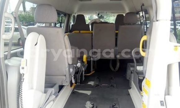 Buy Used Toyota Regius White Car in Lilongwe in Malawi Buy Used Toyota Regius White Car in Lilongwe in Malawi