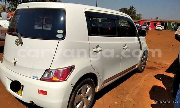 Buy Used Toyota bB White Car in Lilongwe in Malawi Buy Used Toyota bB White Car in Lilongwe in Malawi