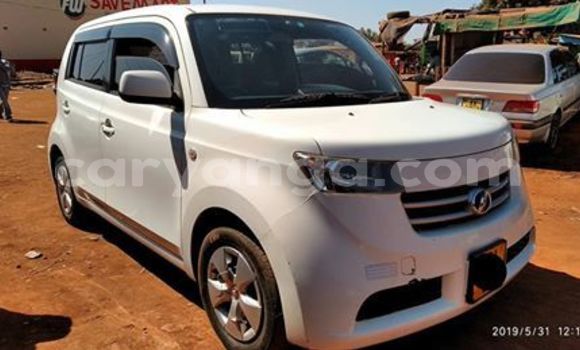 Buy Used Toyota bB White Car in Lilongwe in Malawi Buy Used Toyota bB White Car in Lilongwe in Malawi