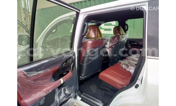 Acheter Import Voiture Lexus LX Blanc à Import - Dubai, Malawi Acheter Import Voiture Lexus LX Blanc à Import - Dubai, Malawi