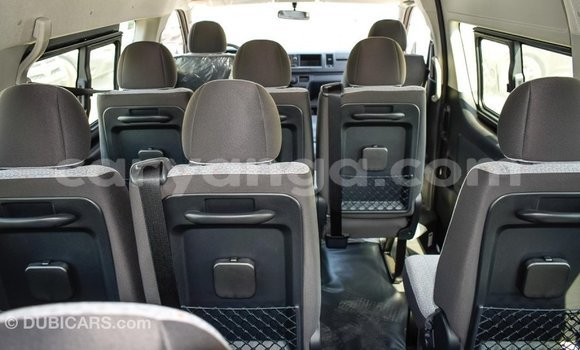 Buy Import Toyota Hiace White Car in Import - Dubai in Malawi Buy Import Toyota Hiace White Car in Import - Dubai in Malawi