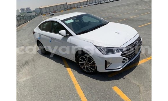 Nunua Imported Hyundai Elantra White Gari ndani ya Import - Dubai nchini Malawi Nunua Imported Hyundai Elantra White Gari ndani ya Import - Dubai nchini Malawi
