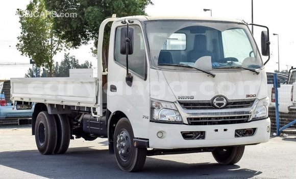 Buy Import Hino Dutro White Truck in Import - Dubai in Malawi