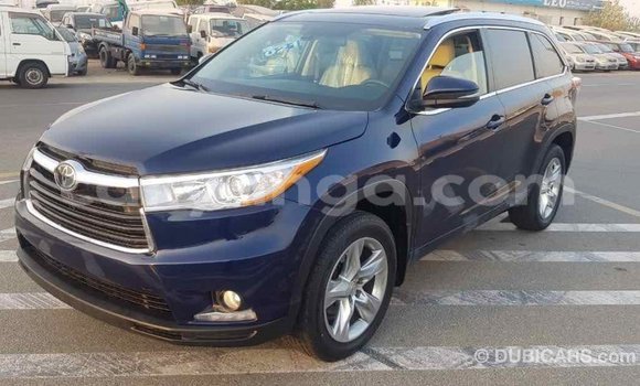 Nunua Imported Toyota Highlander Blue Gari ndani ya Import - Dubai nchini Malawi Nunua Imported Toyota Highlander Blue Gari ndani ya Import - Dubai nchini Malawi