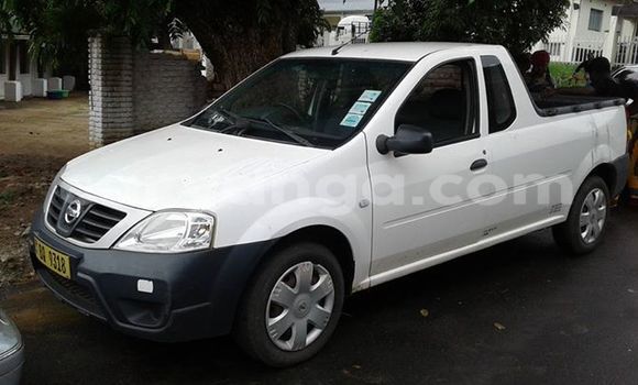 Nunua Ilio tumika Nissan Navara White Gari ndani ya Limbe nchini Malawi Nunua Ilio tumika Nissan Navara White Gari ndani ya Limbe nchini Malawi