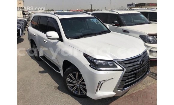 Acheter Import Voiture Lexus LX Blanc à Import - Dubai, Malawi Acheter Import Voiture Lexus LX Blanc à Import - Dubai, Malawi