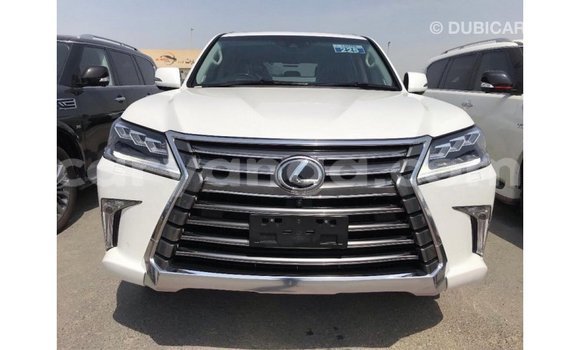 Acheter Import Voiture Lexus LX Blanc à Import - Dubai, Malawi Acheter Import Voiture Lexus LX Blanc à Import - Dubai, Malawi