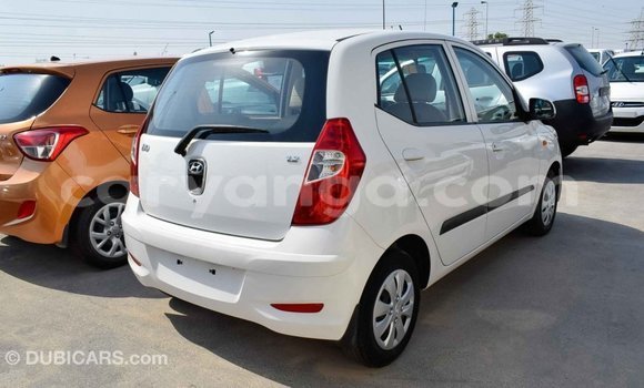 Acheter Import Voiture Hyundai i10 Blanc à Import - Dubai, Malawi Acheter Import Voiture Hyundai i10 Blanc à Import - Dubai, Malawi