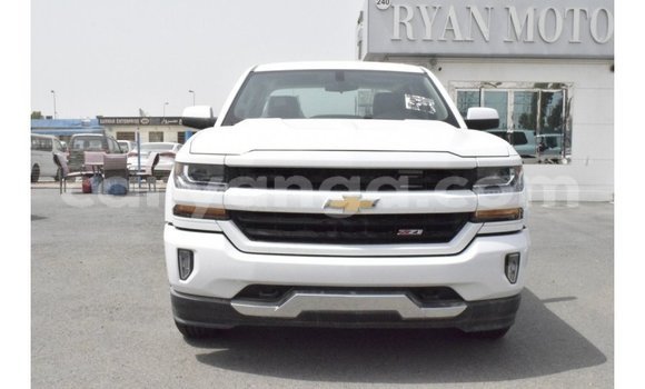 Buy Import Chevrolet Silverado White Car in Import - Dubai in Malawi