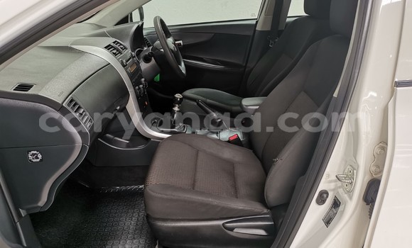 Buy Used Toyota Corolla White Car in Livingstonia in Karonga Buy Used Toyota Corolla White Car in Livingstonia in Karonga