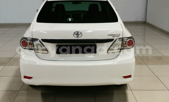 Buy Used Toyota Corolla White Car in Livingstonia in Karonga Buy Used Toyota Corolla White Car in Livingstonia in Karonga