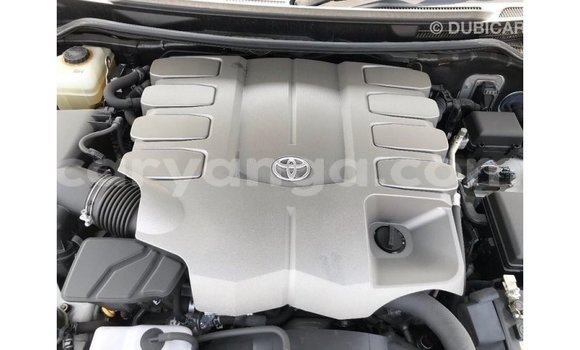 Buy Import Toyota Land Cruiser White Car in Import - Dubai in Malawi Buy Import Toyota Land Cruiser White Car in Import - Dubai in Malawi