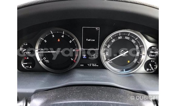 Buy Import Toyota Land Cruiser White Car in Import - Dubai in Malawi Buy Import Toyota Land Cruiser White Car in Import - Dubai in Malawi