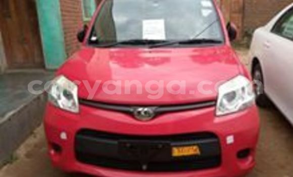 Buy Used Toyota Sienta Red Car in Blantyre in Malawi Buy Used Toyota Sienta Red Car in Blantyre in Malawi